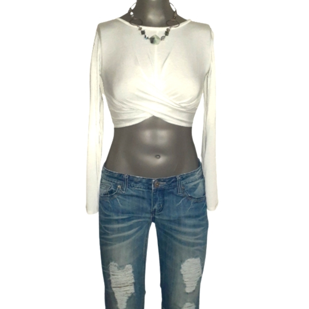 Forever 21 XS White crop shirt